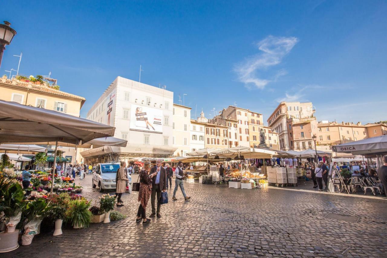 Amazing In Piazza Navona Vakantiehuis